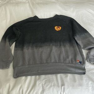 Aviator nation sweat short in very good condition. Size large.